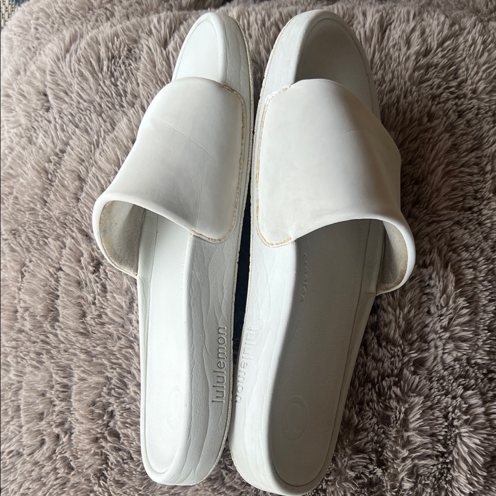 lululemon athletica Cream Slide Sandals - Women's Slip-On Comfort - Picture 5 of 12